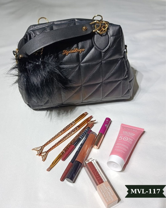 Ponponlu Zincirli Omuz Çantası